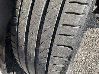 Hyundai Ioniq Comfort EV 120pk aut + f1 flippers - nap - 2x laadkabels - navi - camera - front + line assist - keyless entry + start picture 73