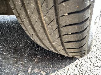 Hyundai Ioniq Comfort EV 120pk aut + f1 flippers - nap - 2x laadkabels - navi - camera - front + line assist - keyless entry + start picture 68