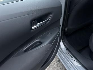 Toyota Corolla Touring sports 1.8 Hybrid 148pk automaat Business - nap - vaste prijs - camera - line + front assist - afn trekh - clima + cruise contr - keyless start picture 50