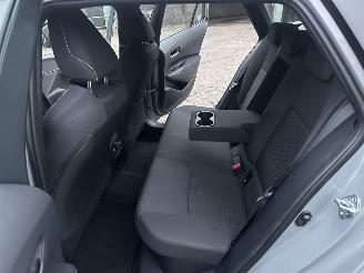 Toyota Corolla Touring sports 1.8 Hybrid 148pk automaat Business - nap - vaste prijs - camera - line + front assist - afn trekh - clima + cruise contr - keyless start picture 56
