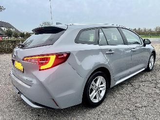 Toyota Corolla Touring sports 1.8 Hybrid 148pk automaat Business - nap - vaste prijs - camera - line + front assist - afn trekh - clima + cruise contr - keyless start picture 5