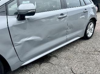 Toyota Corolla Touring sports 1.8 Hybrid 148pk automaat Business - nap - vaste prijs - camera - line + front assist - afn trekh - clima + cruise contr - keyless start picture 81