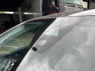 Peugeot 208 1.2 PureTech 75pk Active Pack 5drs - nap - navi - led - airco - cruise - pdc - line assist - lmv - Apple CarPlay + Android picture 9