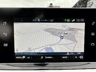 Peugeot 208 1.2 PureTech 75pk Active Pack 5drs - nap - navi - led - airco - cruise - pdc - line assist - lmv - Apple CarPlay + Android picture 16