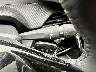 Peugeot 208 1.2 PureTech 75pk Active Pack 5drs - nap - navi - led - airco - cruise - pdc - line assist - lmv - Apple CarPlay + Android picture 23