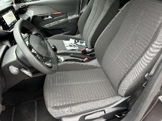 Peugeot 208 1.2 PureTech 75pk Active Pack 5drs - nap - navi - led - airco - cruise - pdc - line assist - lmv - Apple CarPlay + Android picture 18