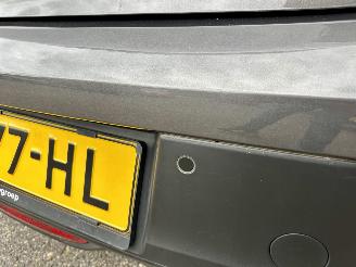 Peugeot 208 1.2 PureTech 75pk Active Pack 5drs - nap - navi - led - airco - cruise - pdc - line assist - lmv - Apple CarPlay + Android picture 10