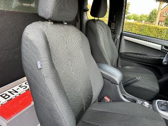 Isuzu D-Max 1.9D 4WD aut 163pk Extended Cab X-Country pick Up - nap - navi - camera - pdc - led - lmv - nieuw model - rijdbaar - 4x4 aandrijving picture 41