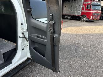 Isuzu D-Max 1.9D 4WD aut 163pk Extended Cab X-Country pick Up - nap - navi - camera - pdc - led - lmv - nieuw model - rijdbaar - 4x4 aandrijving picture 49