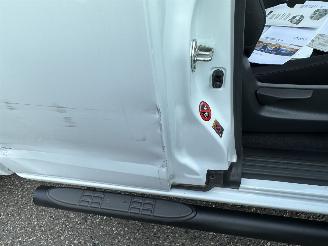 Isuzu D-Max 1.9D 4WD aut 163pk Extended Cab X-Country pick Up - nap - navi - camera - pdc - led - lmv - nieuw model - rijdbaar - 4x4 aandrijving picture 64