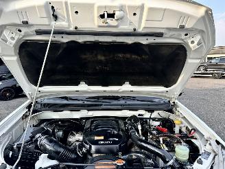 Isuzu D-Max 1.9D 4WD aut 163pk Extended Cab X-Country pick Up - nap - navi - camera - pdc - led - lmv - nieuw model - rijdbaar - 4x4 aandrijving picture 16