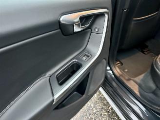 Volvo V-60 Cross country 2.0 D3 150pk 6-bak Polar Pl - nap - navi - xenon - half leer + stoelverw - pdc - trekh picture 70