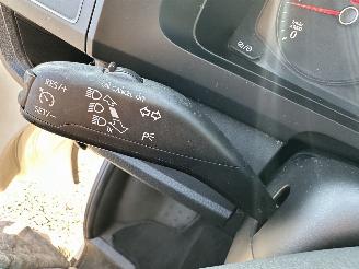 Volkswagen Transporter 2.0 TDI 102pk euro.6 L1/H1 Comfortline - nap - navi - pdc - airco - cruise control - licht + regensensor picture 36