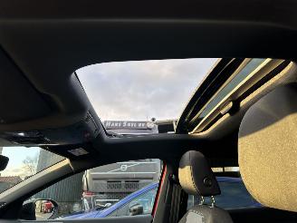 Volkswagen Taigo 1.0 TSI 116pk aut + F1 R-line - pano - virtual - front + line + side assist - navi - camera - sfeerverl - 3x r-line picture 44