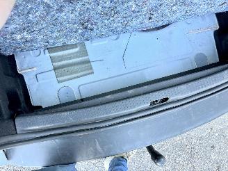 Renault Clio Estate 1.5 dCi 90pk ECO Expr - 142dkm nap - nw distr.riem 118dkm - navi - airco - cruise - pdc - trekh picture 9