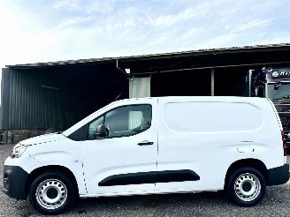 skadebil bedrijf Citroën Berlingo 1.5 BlueHDI 99pk Club XL Lang - navi - nap - airco - cruise - apple carplay - usb - elektr pakket 2021/5
