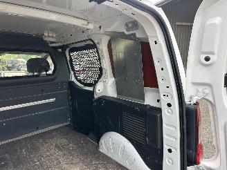 Citroën Berlingo 1.6 BlueHDI 99pk aut + f1 100 Club Eco S&S - airco - cruise - standkachel - pdc - trekh - klapdeuren - schuifdeur picture 30