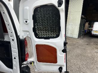 Citroën Berlingo 1.6 BlueHDI 99pk aut + f1 100 Club Eco S&S - airco - cruise - standkachel - pdc - trekh - klapdeuren - schuifdeur picture 32