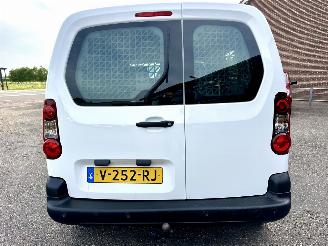 Citroën Berlingo 1.6 BlueHDI 99pk aut + f1 100 Club Eco S&S - airco - cruise - standkachel - pdc - trekh - klapdeuren - schuifdeur picture 6