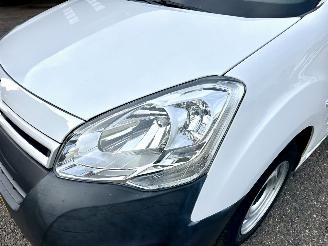 Citroën Berlingo 1.6 BlueHDI 99pk aut + f1 100 Club Eco S&S - airco - cruise - standkachel - pdc - trekh - klapdeuren - schuifdeur picture 78