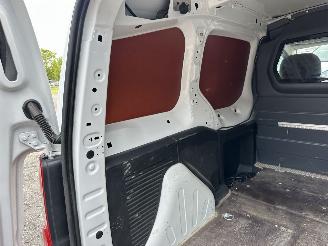 Citroën Berlingo 1.6 BlueHDI 99pk aut + f1 100 Club Eco S&S - airco - cruise - standkachel - pdc - trekh - klapdeuren - schuifdeur picture 31