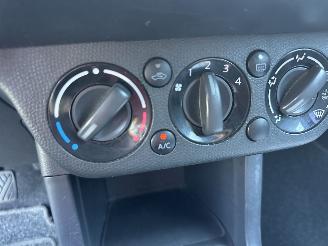 Suzuki Swift 1.3i 92pk GLS 5drs - nap - airco - camera - touchscreen multimedia - bleutooth - alcantara hemel + stuur picture 30