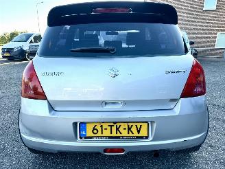 Suzuki Swift 1.3i 92pk GLS 5drs - nap - airco - camera - touchscreen multimedia - bleutooth - alcantara hemel + stuur picture 6