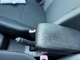 Suzuki Swift 1.3i 92pk GLS 5drs - nap - airco - camera - touchscreen multimedia - bleutooth - alcantara hemel + stuur picture 35