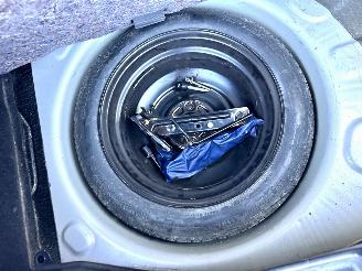 Suzuki Swift 1.3i 92pk GLS 5drs - nap - airco - camera - touchscreen multimedia - bleutooth - alcantara hemel + stuur picture 63