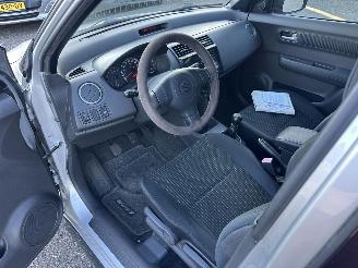 Suzuki Swift 1.3i 92pk GLS 5drs - nap - airco - camera - touchscreen multimedia - bleutooth - alcantara hemel + stuur picture 17