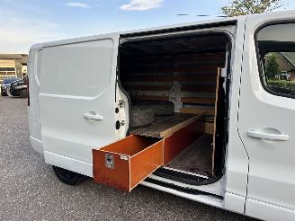 Renault Trafic 1.6 dCi 90pk 6-bak T29 L2/H1 Comfort - nap - 3.pers - navi - airco - cruise - aux - usb - privacy glass - facelift picture 14