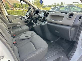 Renault Trafic 1.6 dCi 90pk 6-bak T29 L2/H1 Comfort - nap - 3.pers - navi - airco - cruise - aux - usb - privacy glass - facelift picture 18