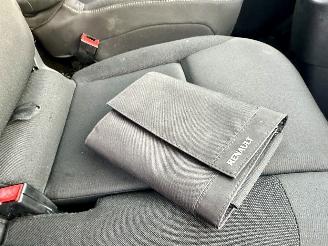 Renault Trafic 1.6 dCi 90pk 6-bak T29 L2/H1 Comfort - nap - 3.pers - navi - airco - cruise - aux - usb - privacy glass - facelift picture 31