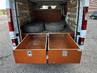 Renault Trafic 1.6 dCi 90pk 6-bak T29 L2/H1 Comfort - nap - 3.pers - navi - airco - cruise - aux - usb - privacy glass - facelift picture 43