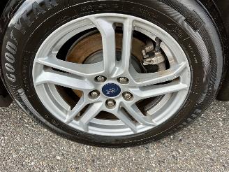 Ford Focus Wagon 1.0 EcoB Hybrid 135pk 6-bak Con - 97dkm nap - navi - airco - cruise - pdc - line + front assist - lmv picture 82