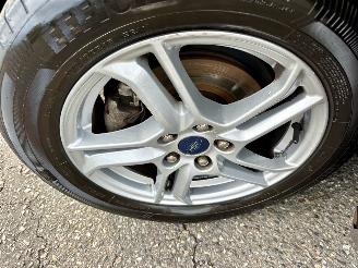 Ford Focus Wagon 1.0 EcoB Hybrid 135pk 6-bak Con - 97dkm nap - navi - airco - cruise - pdc - line + front assist - lmv picture 88