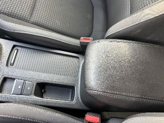 Ford Focus Wagon 1.0 EcoB Hybrid 135pk 6-bak Con - 97dkm nap - navi - airco - cruise - pdc - line + front assist - lmv picture 34