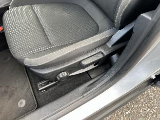 Ford Focus Wagon 1.0 EcoB Hybrid 135pk 6-bak Con - 97dkm nap - navi - airco - cruise - pdc - line + front assist - lmv picture 45