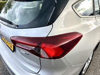 Ford Focus Wagon 1.0 EcoB Hybrid 135pk 6-bak Con - 97dkm nap - navi - airco - cruise - pdc - line + front assist - lmv picture 90