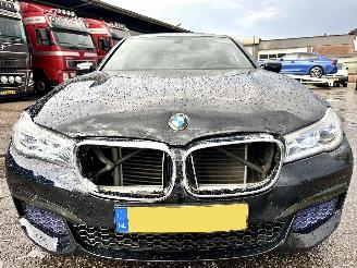 BMW 7-serie 730d xDrive 265pk aut + f1 High Exe M-Ed - nap - schuifdak - hud - softclose - 360 cam - harman/kardon - luchtvering picture 116