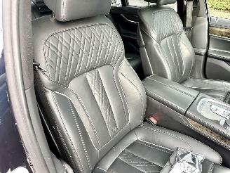 BMW 7-serie 730d xDrive 265pk aut + f1 High Exe M-Ed - nap - schuifdak - hud - softclose - 360 cam - harman/kardon - luchtvering picture 78