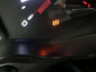 Citroën C3 1.2 PureTech 83pk C-Series - navi - line assist - clima - cruise - apple carpl - 66dkm nap - licht + regensensor picture 78