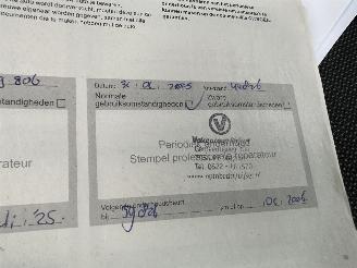 Citroën C3 1.2 PureTech 83pk C-Series - navi - line assist - clima - cruise - apple carpl - 66dkm nap - licht + regensensor picture 42