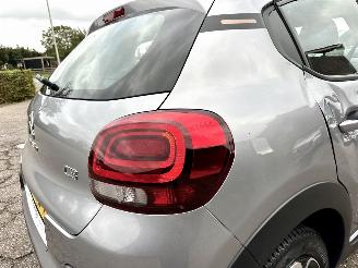 Citroën C3 1.2 PureTech 83pk C-Series - navi - line assist - clima - cruise - apple carpl - 66dkm nap - licht + regensensor picture 98