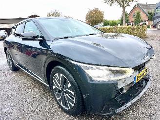 Kia EV6 Gereserveerd Plus 58kWh 170pk aut + f1 - nap - cam - keyless - front + line assist - stoelkoeling - stuurverw - stoelverw v+a picture 4