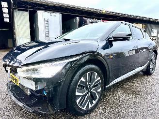 Kia EV6 Gereserveerd Plus 58kWh 170pk aut + f1 - nap - cam - keyless - front + line assist - stoelkoeling - stuurverw - stoelverw v+a picture 2