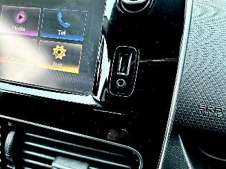 Renault Clio Estate 0.9 TCe Turbo 90pk Limited - nap - navi - pdc - lmv - led - touchscreen - aux - usb - 4x nw banden picture 32