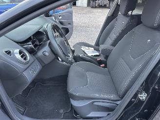 Renault Clio Estate 0.9 TCe Turbo 90pk Limited - nap - navi - pdc - lmv - led - touchscreen - aux - usb - 4x nw banden picture 46