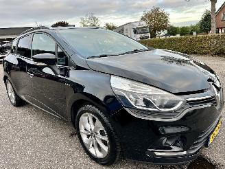 Renault Clio Estate 0.9 TCe Turbo 90pk Limited - nap - navi - pdc - lmv - led - touchscreen - aux - usb - 4x nw banden picture 4