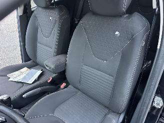 Renault Clio Estate 0.9 TCe Turbo 90pk Limited - nap - navi - pdc - lmv - led - touchscreen - aux - usb - 4x nw banden picture 22